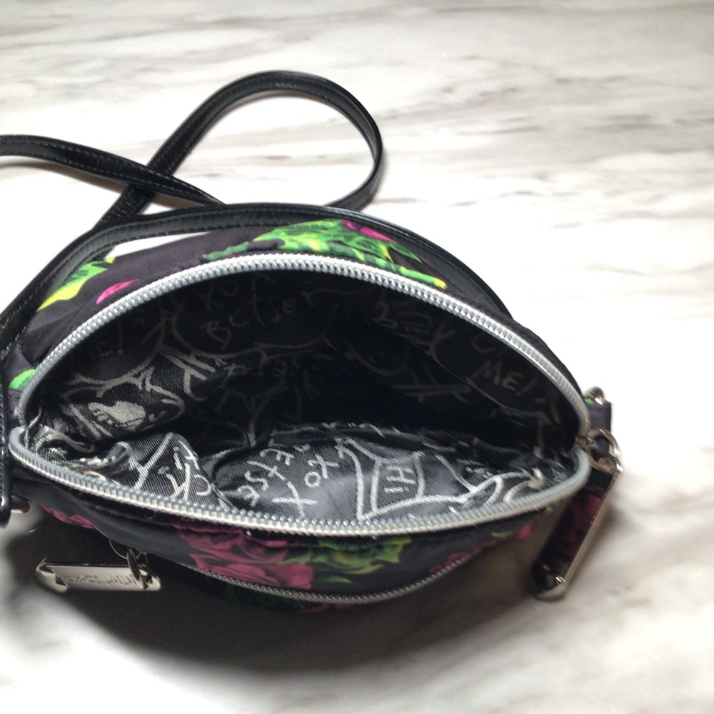 BETSEY JOHNSON Pink Roses Small Round Fabric Crossbody Purse Bag *REPLACED STRAP - Picture 6 of 10